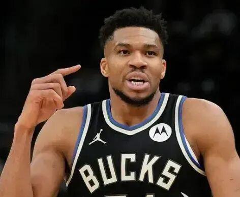 开云体育下载官网-服了！字母哥最终留队！雄鹿你烽火戏诸侯啊？